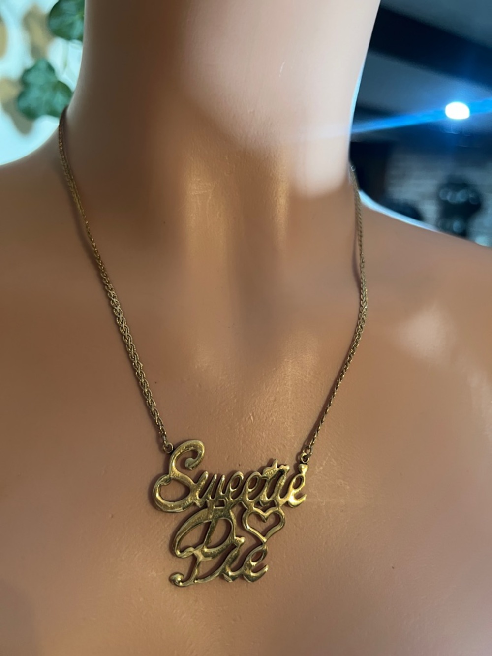 Betsey Johnson Gold 'Sweetie Pie' Script Nameplate Necklace